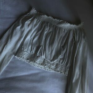 H&M Off the shoulder blouse